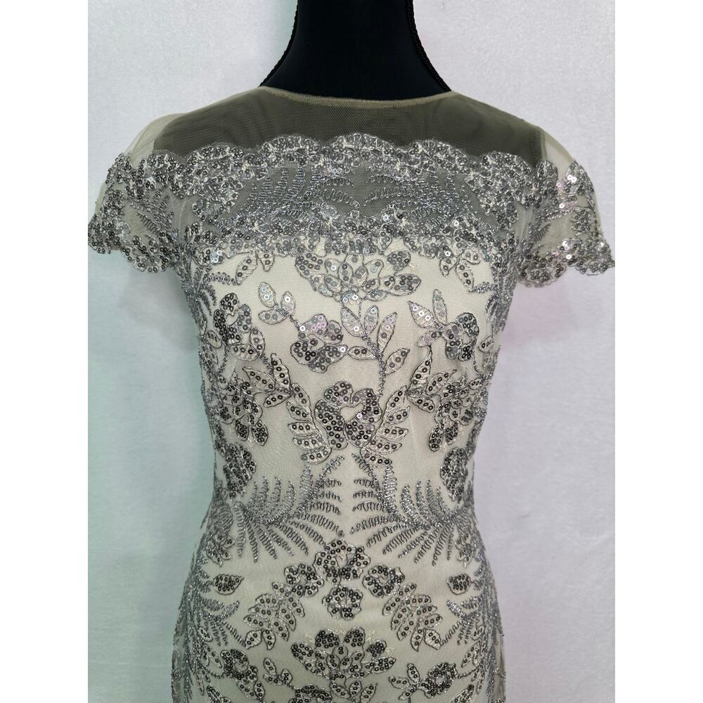 Tadashi Shoji Silver Sequin Embroidered Sheath Midi Dress Women’s Size 2 - Picture 4 of 11